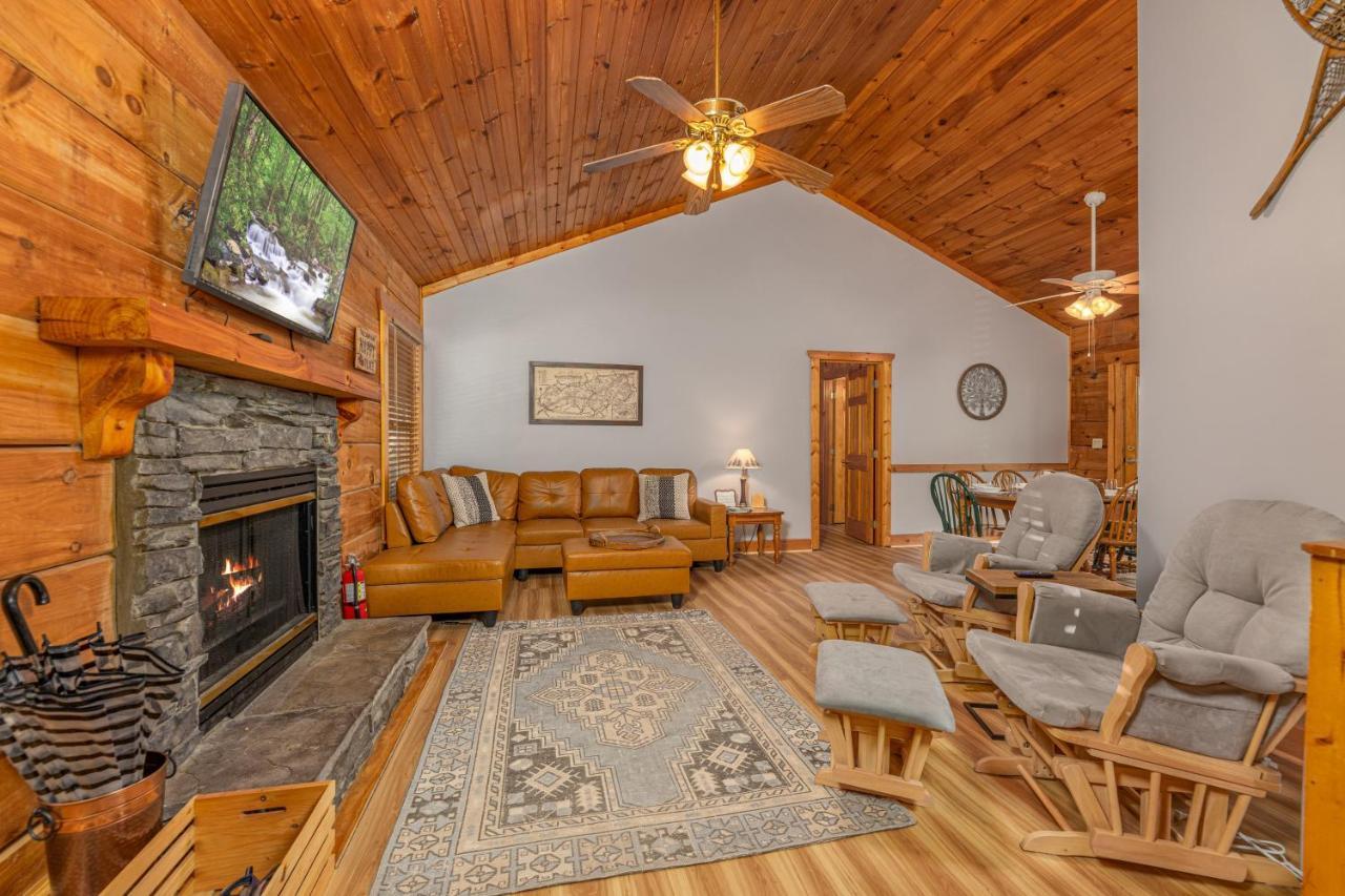 Firefly Hollow Cabin - Smoky Mountains - Soaky Mountain Water Park - Sevierville Convention Center Пиджен-Фордж Экстерьер фото