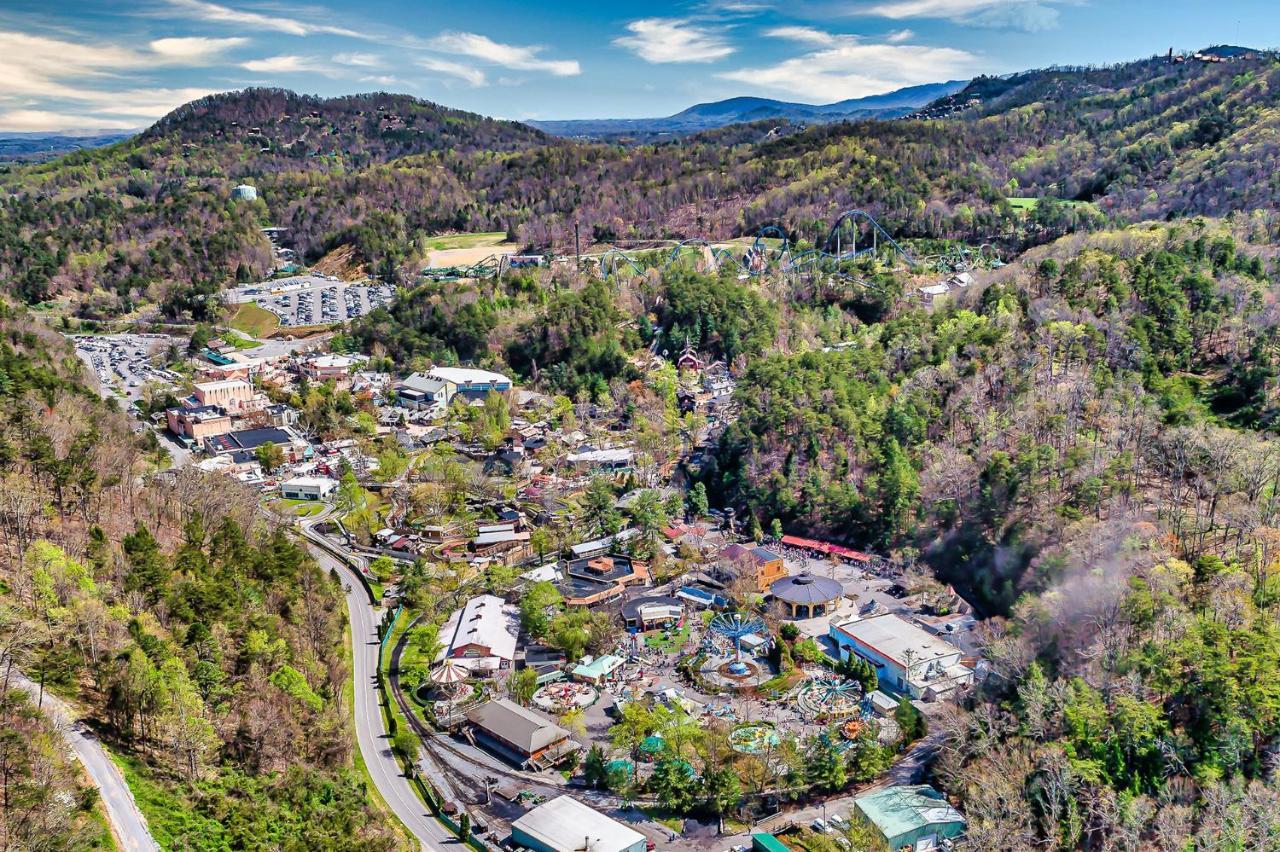 Firefly Hollow Cabin - Smoky Mountains - Soaky Mountain Water Park - Sevierville Convention Center Пиджен-Фордж Экстерьер фото