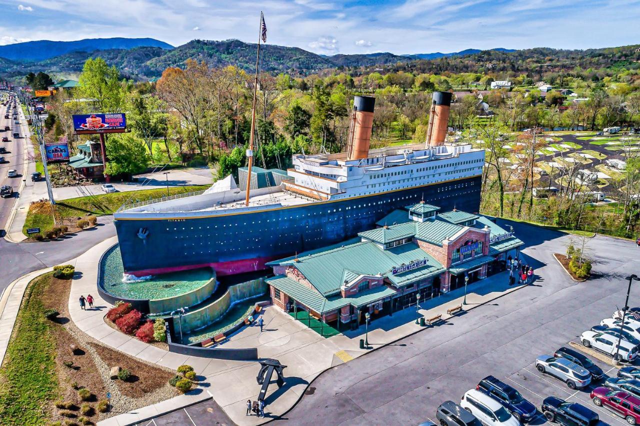 Firefly Hollow Cabin - Smoky Mountains - Soaky Mountain Water Park - Sevierville Convention Center Пиджен-Фордж Экстерьер фото